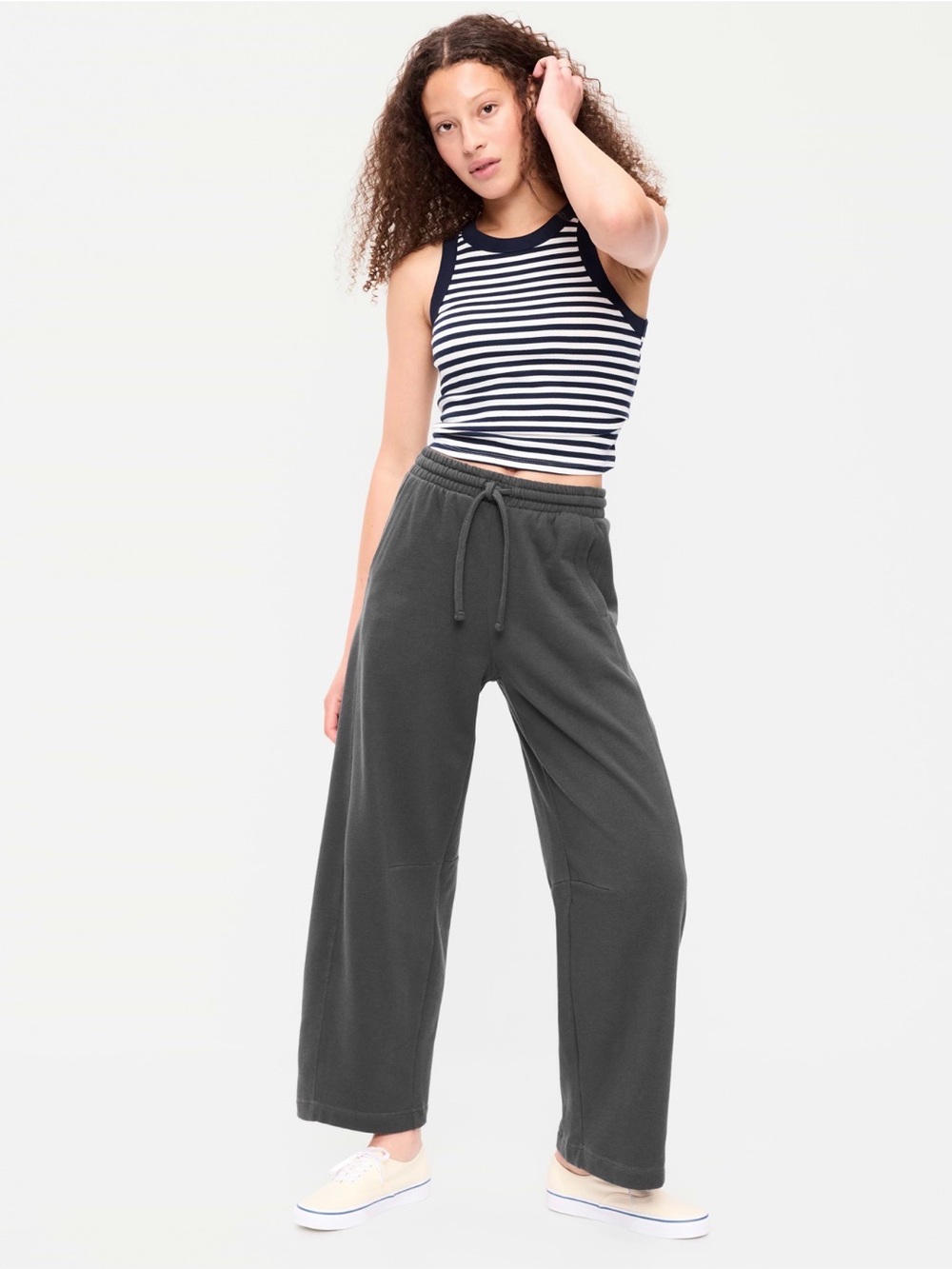 Old Navy Mid-Rise Barrel-Leg  Sweatpant